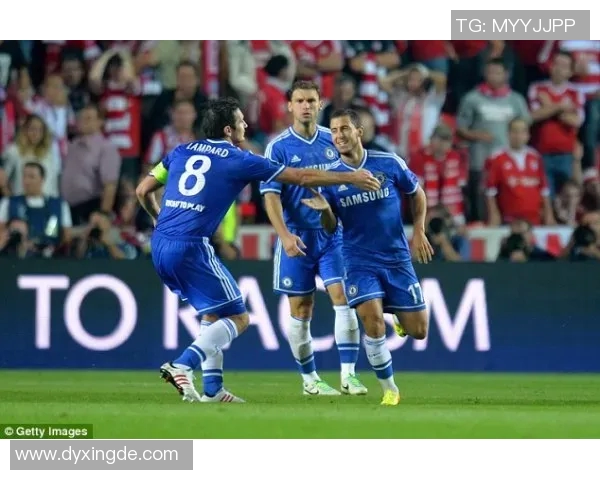 足球历史上进球最多的球员是谁他的传奇故事与成就解析