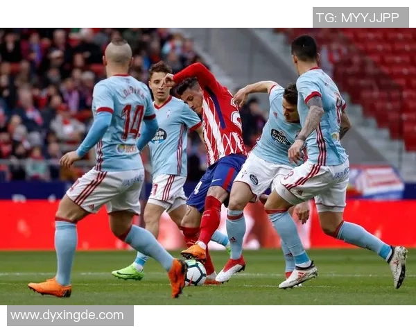 给足球明星打分的游戏让你成为评审团体验足球魅力与激情的全新方式