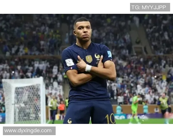 足球明星庆祝动作背后的文化象征与情感表达探讨